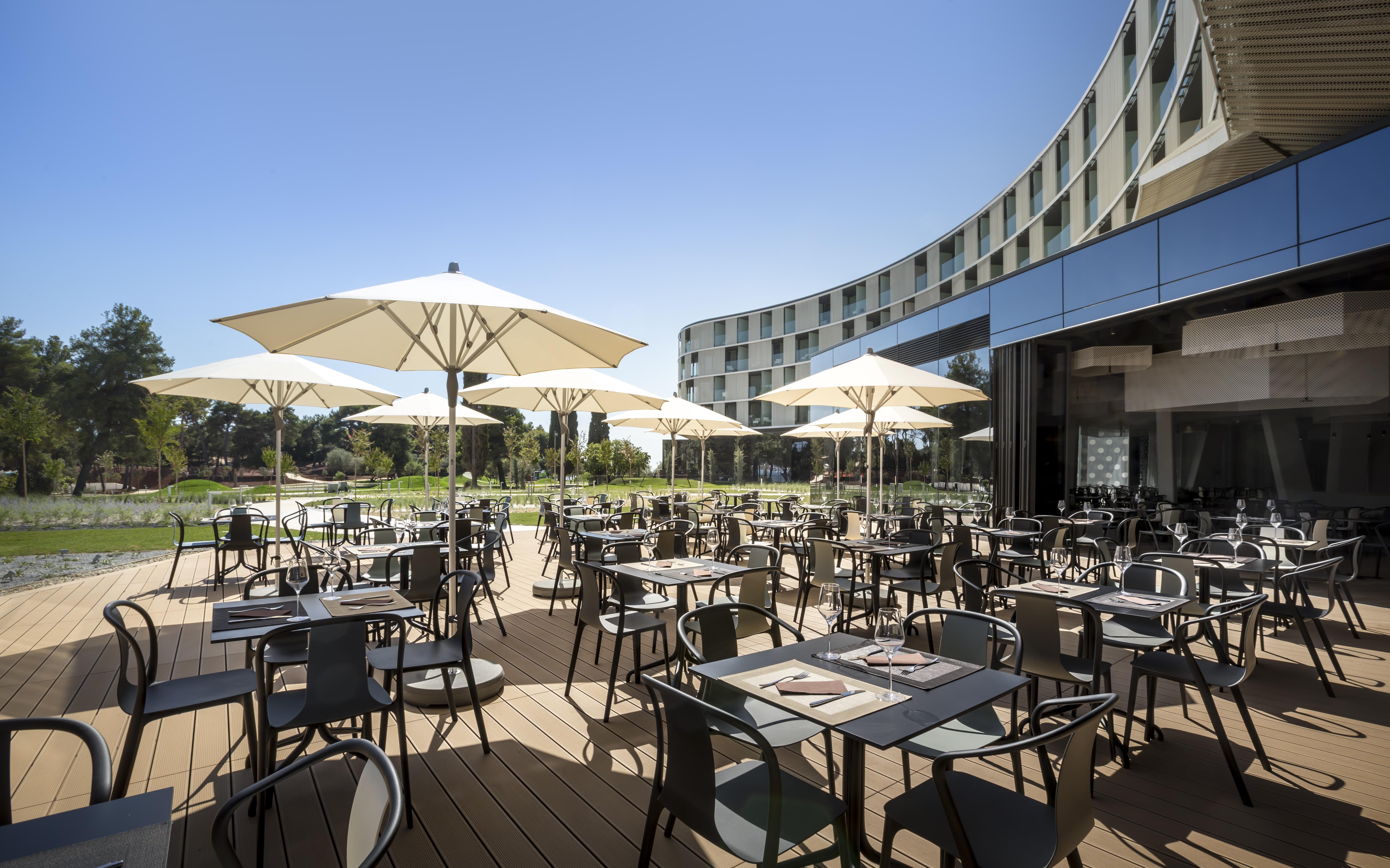 Maistra Select Family Amarin Szálloda 4*